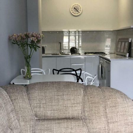 Sunny Apartment Ortachala Tbilisi Eksteriør bilde