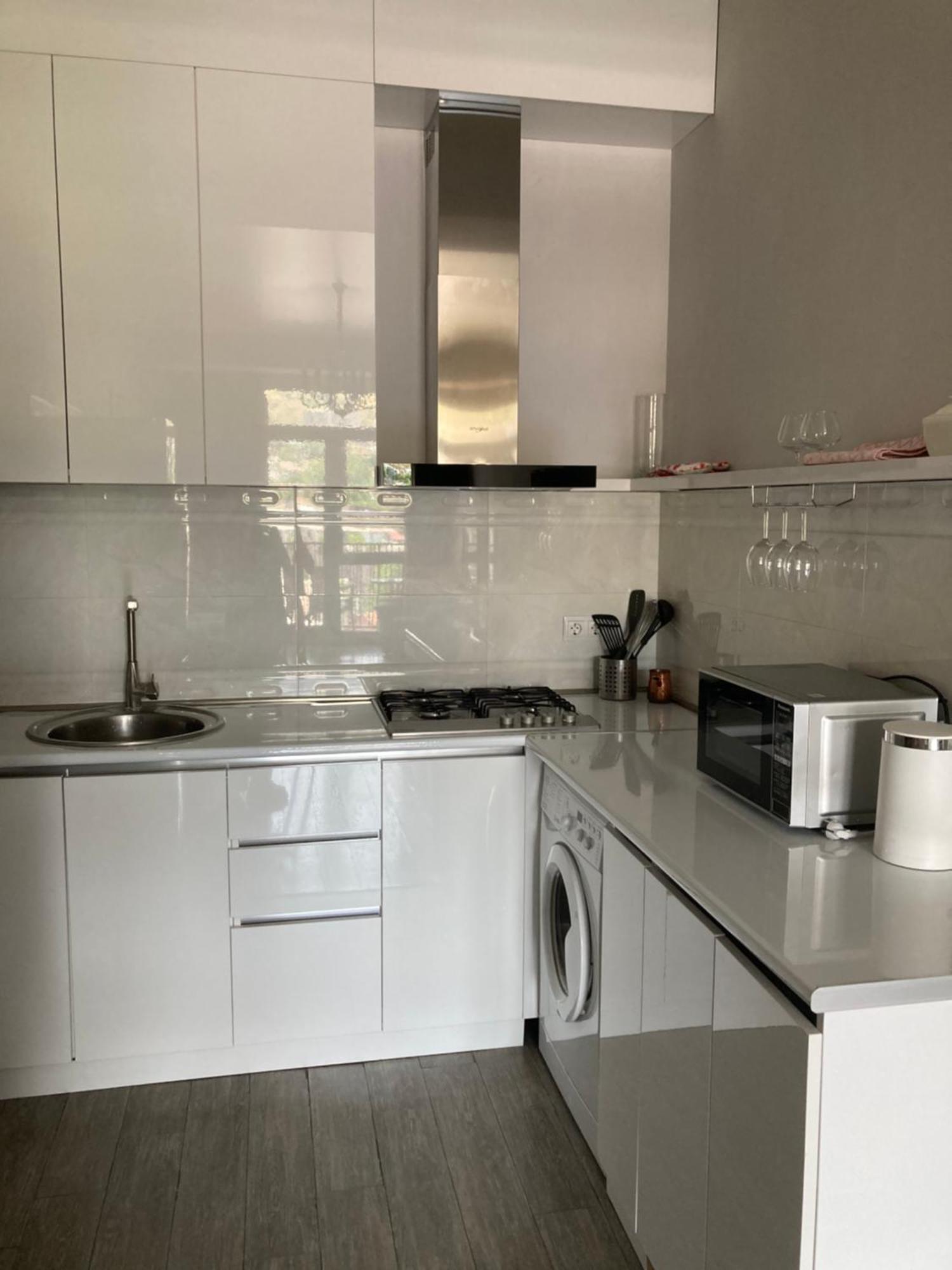 Sunny Apartment Ortachala Tbilisi Eksteriør bilde