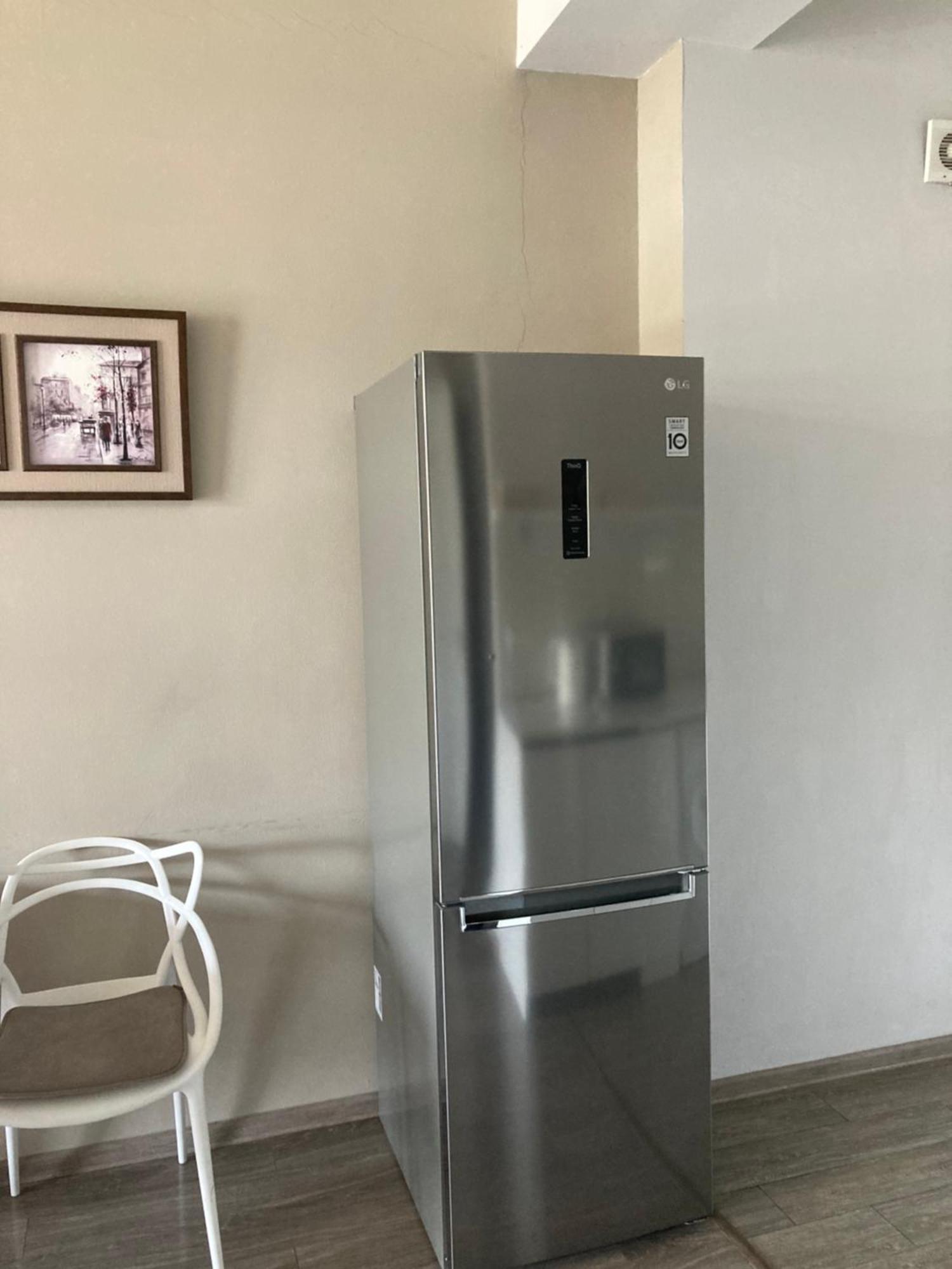 Sunny Apartment Ortachala Tbilisi Eksteriør bilde